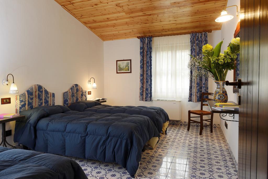 Casale Del Principe Agrirelais & Spa San Giuseppe Jato Pokoj fotografie